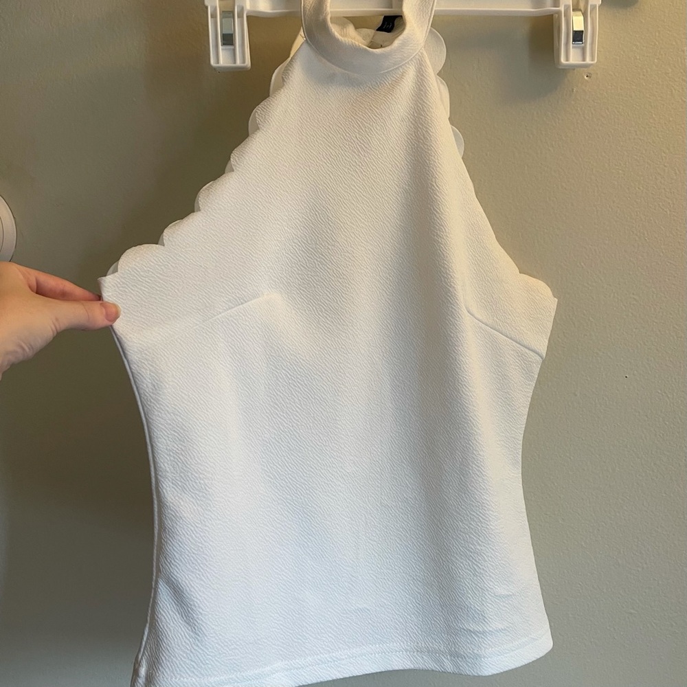 ❌SOLD❌ 3/$15🚨 2 SHEIN Halter Tops - Picture 4 of 15